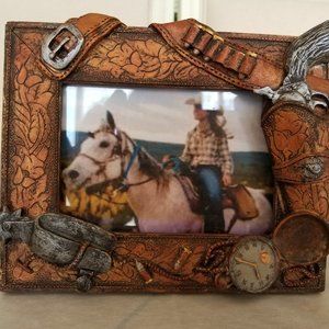 WESTERN PHOTO FRAME